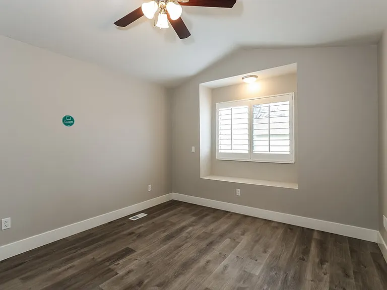 6873 S 3235 W — Photo 14