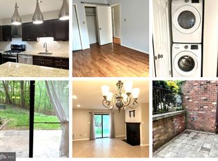 3840 Steppes Ct #B-3840b, Falls Church, VA 22041