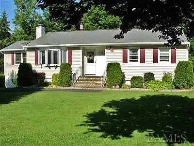 1st image of 2750 Sunrise St