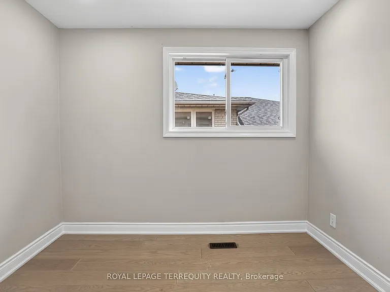 1173 Shadeland Dr — Photo 39