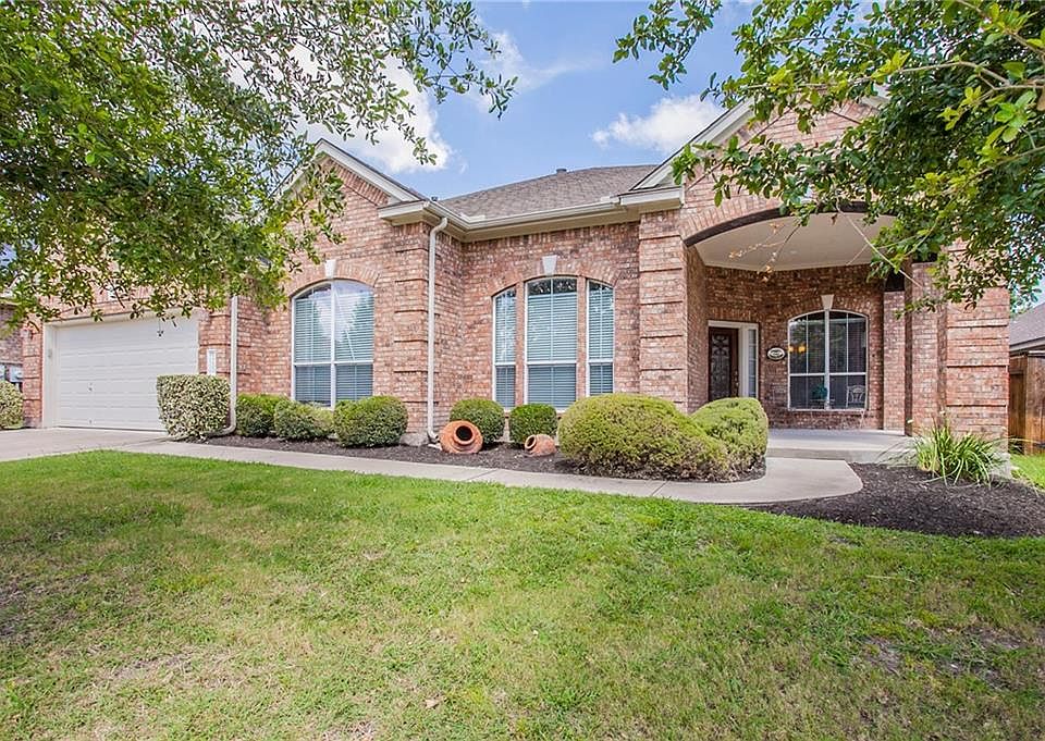 1st image of 19605 Sangremon Way