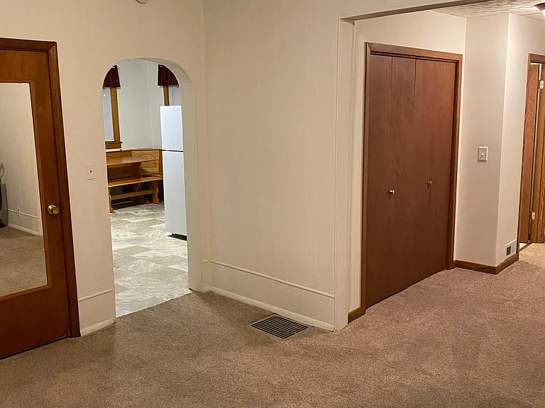 310 W Edgington St — Photo 18