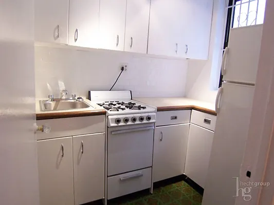 Rented by Hecht Group | media 15