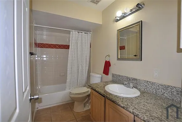 312 S Wilson St #201 — Photo 11