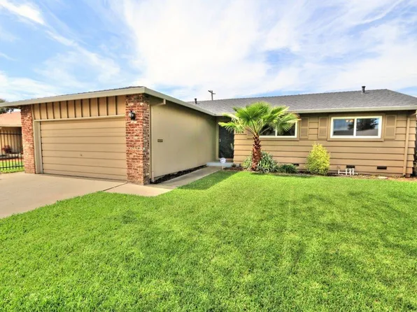 7036 Ursa Pkwy, Sacramento, CA 95823