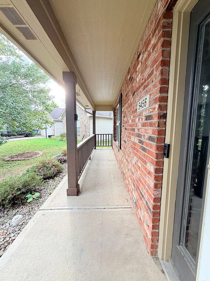 Now Showing: 4 Bedroom/2.5 Bathroom Located At 5456 Twin Bridge Cir. In Indianapolis, In. — Photo 3