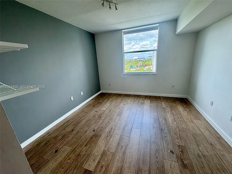 1723 SW 2nd Ave #704 — Photo 33