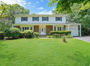 8 Andrew St, Pt Jefferson Station, NY 11776