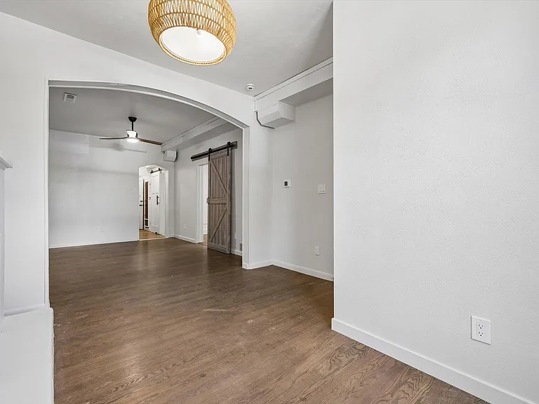 1437 S Lincoln St #1437 — Photo 4