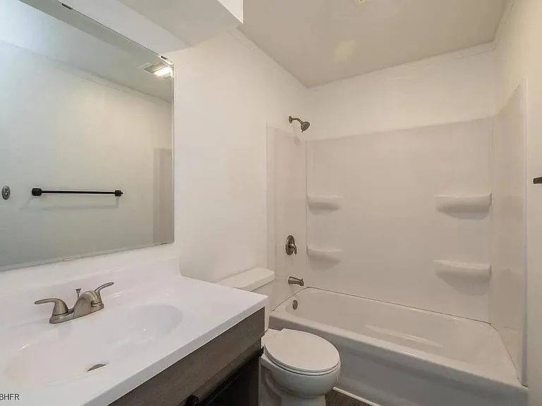 1019 Greene St — Photo 5