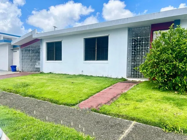 Urb Santa Rosa Calle #24-50-14, Bayamon, PR 00959
