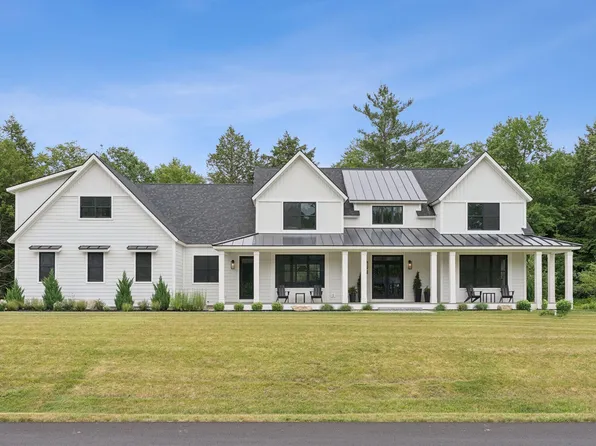 27 Vining Way, Cumberland, ME 04021