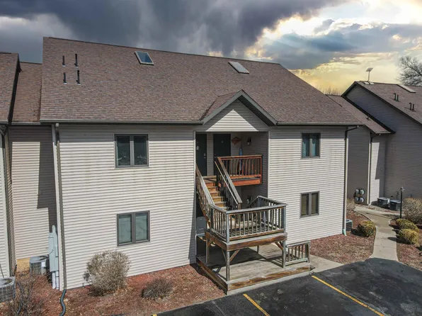 N10911 Peshtigo River Ln, Crivitz, WI 54114