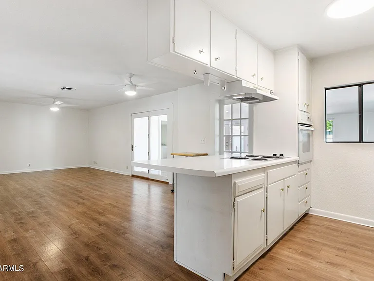 7344 E Polk St — Photo 8