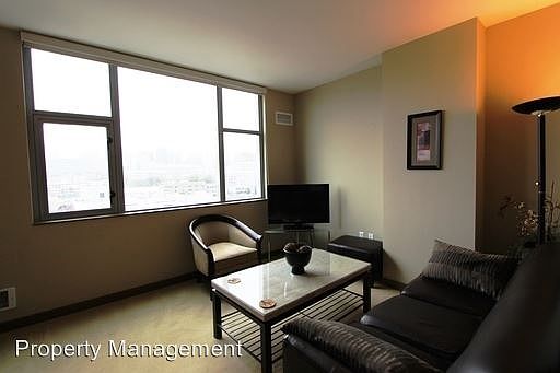 5th image of 177 Townsend St Unit 1029