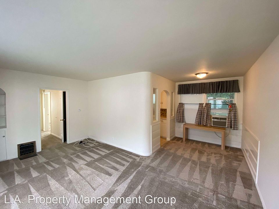 1st image of 601-607 N Naomi St #603