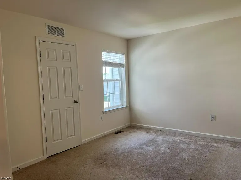 20 Autumn Ln — Photo 17