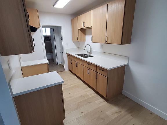 2nd image of 14500 Orange Ave #14502