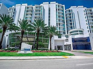 3029 188th St #902, Miami, FL 33180
