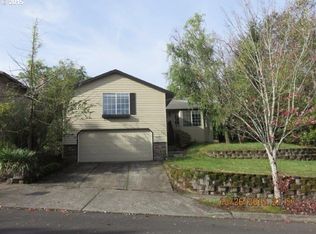1905 SW Lake Pl, Gresham, OR 97080