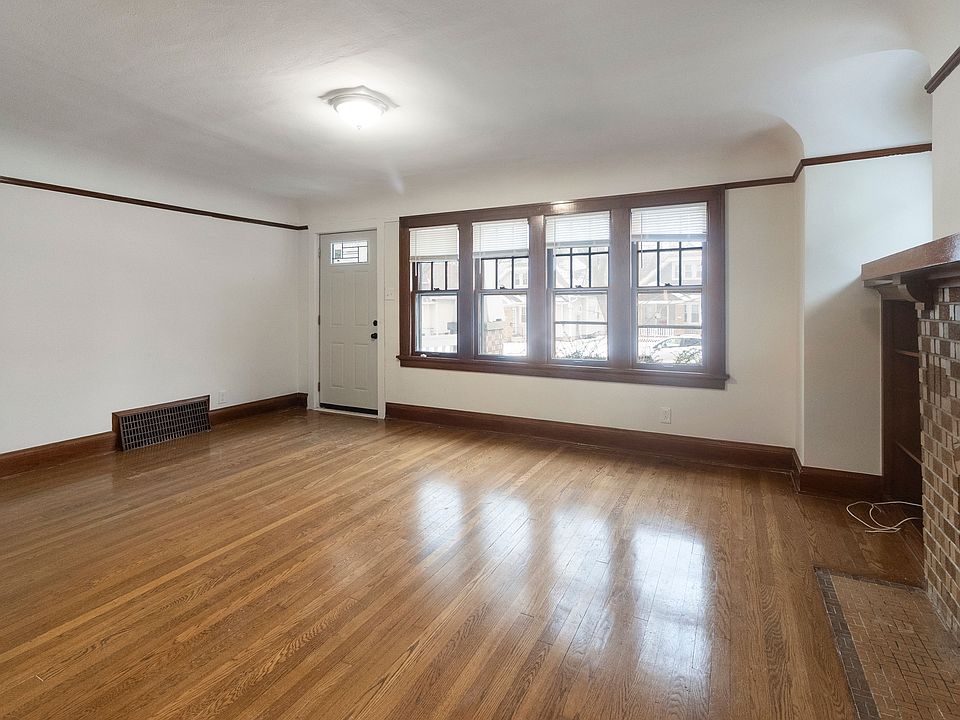 1st image of 2929-2931 N 57th St #1