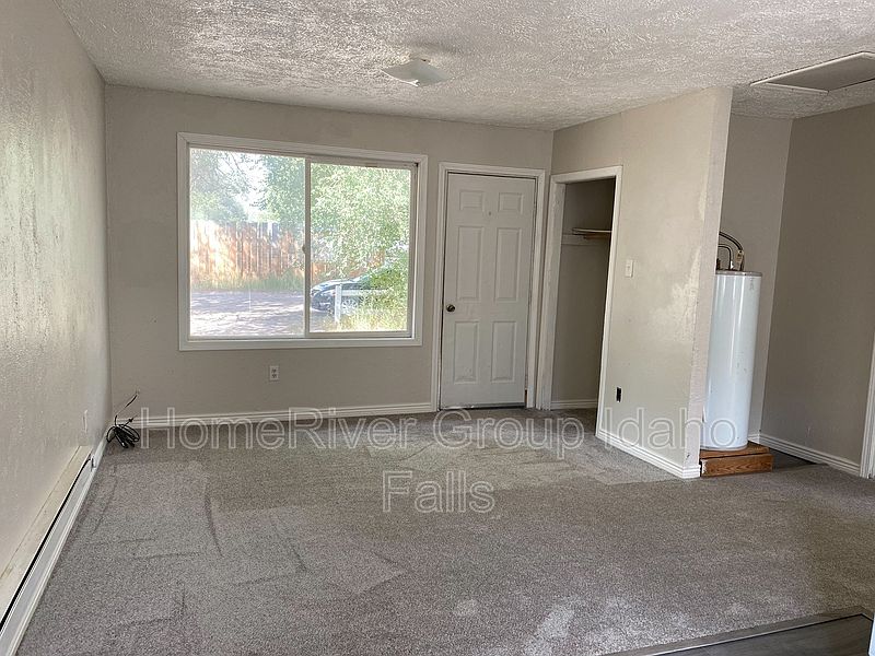 1944 Lawrence Ln, Blackfoot, ID 83221 Zillow