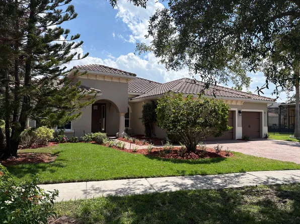 3700 Paradiso Cir, Kissimmee, FL 34746