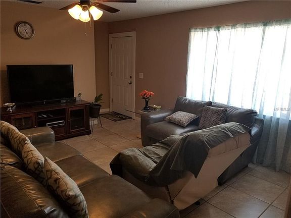 3rd image of 5128 Island Date St
