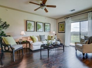 350 E Basse Rd, San Antonio, TX 78209