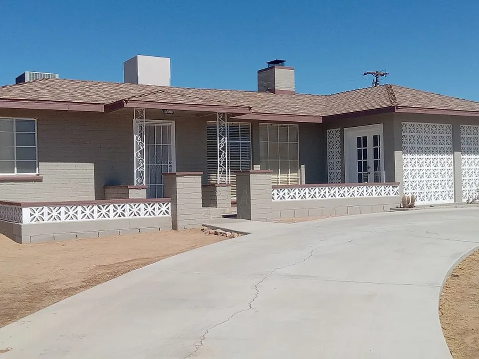 3676 Yucca Mesa Rd