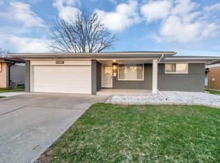 30054 Blossom Ln, Warren, MI 48088