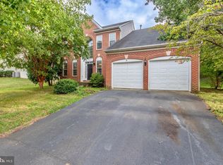 46827 Gunflint Way, Sterling, VA 20164