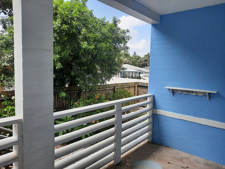 512 Phoenix Ave #7 — Photo 32