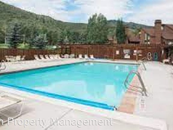 3rd image of 1561 Three Kings Dr #84