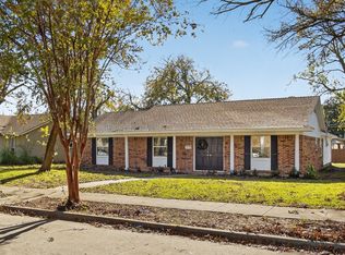 4725 Snow Dr, Mesquite, TX 75150