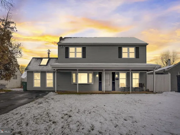 64 Indigo Rd, Levittown, PA 19057