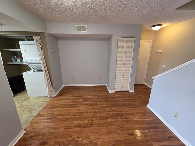 317 Hayden Rd #6 — Photo 7