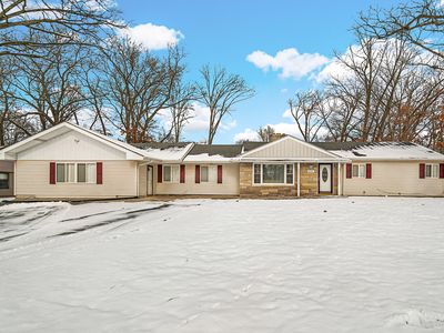840 E 56th Ave, Merrillville, IN, 46410