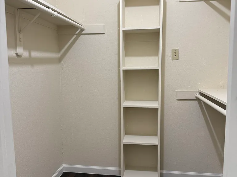 5304 San Mateo Ct — Photo 10