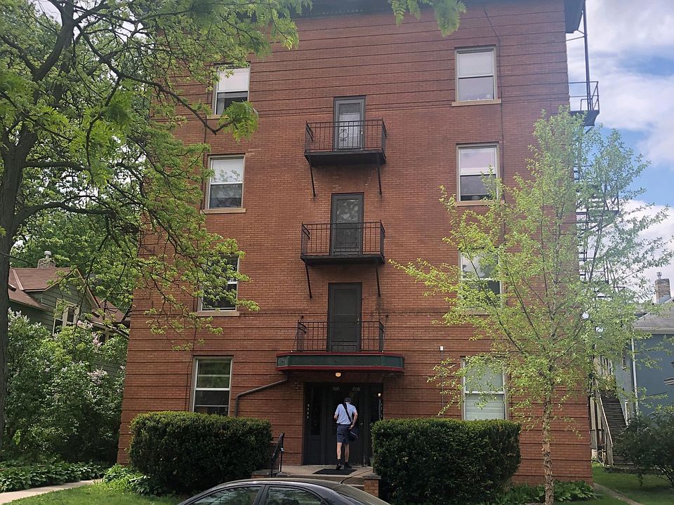 1st image of 606 7th St SE #B