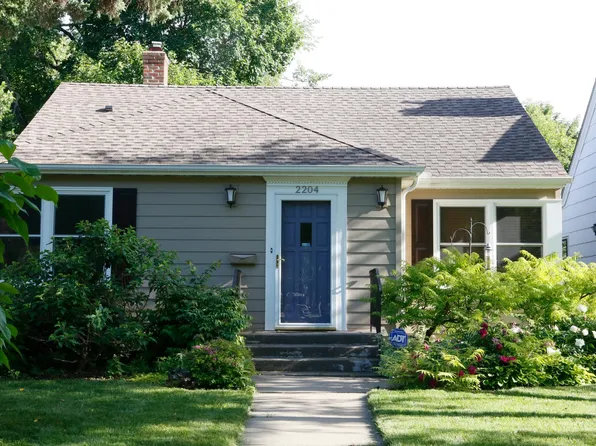 2204 Hartford Ave, Saint Paul, MN 55116