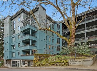 2024 SW Howards Way APT 402, Portland, OR 97201