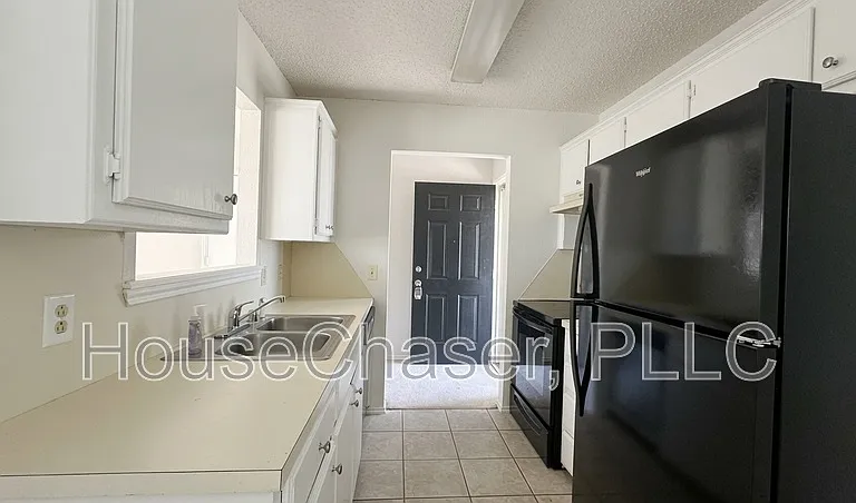 2112 91st St — Photo 6