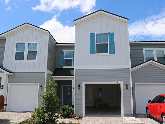 2nd image of 421 Pine Bluff Dr