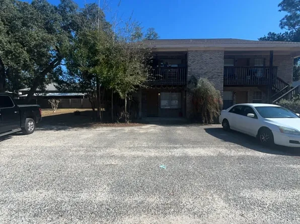 915 Canopy Ln APT 3, Fort Walton Beach, FL 32547