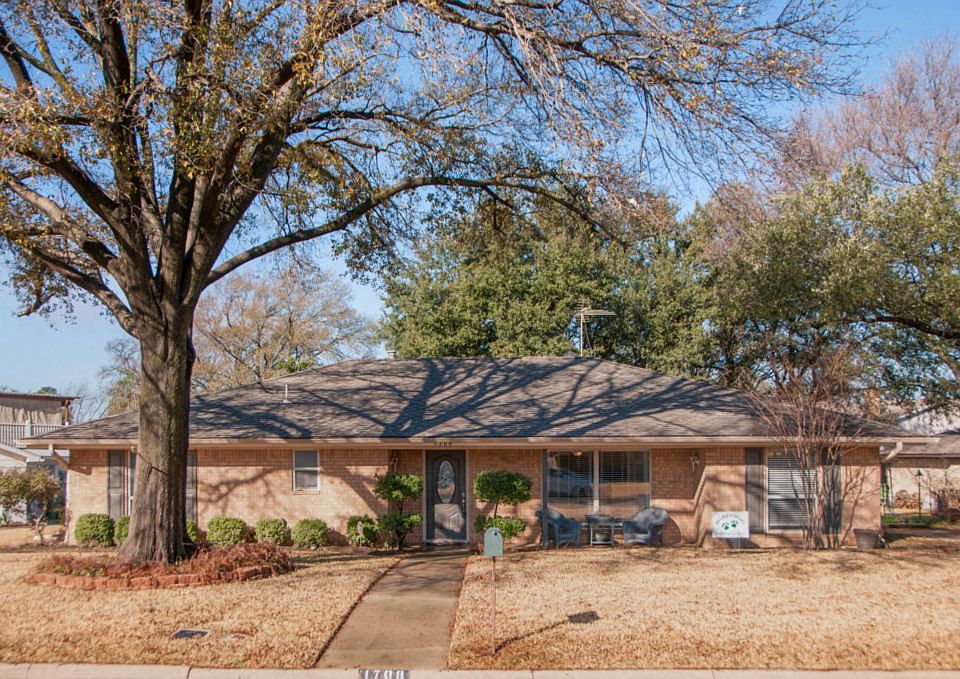 1st image of 1708 Briardale Ct