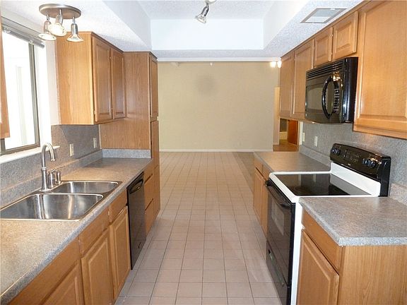 2nd image of 22210 Briarcliff Dr