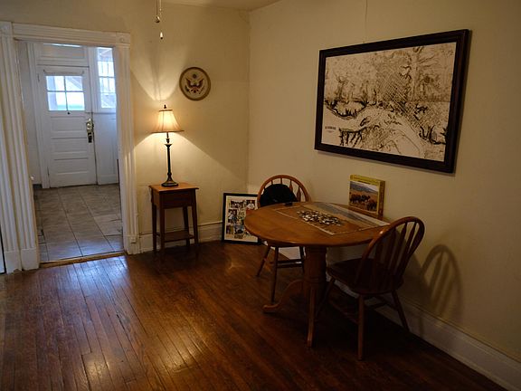 2nd image of 3206 Stuart Ave APT B