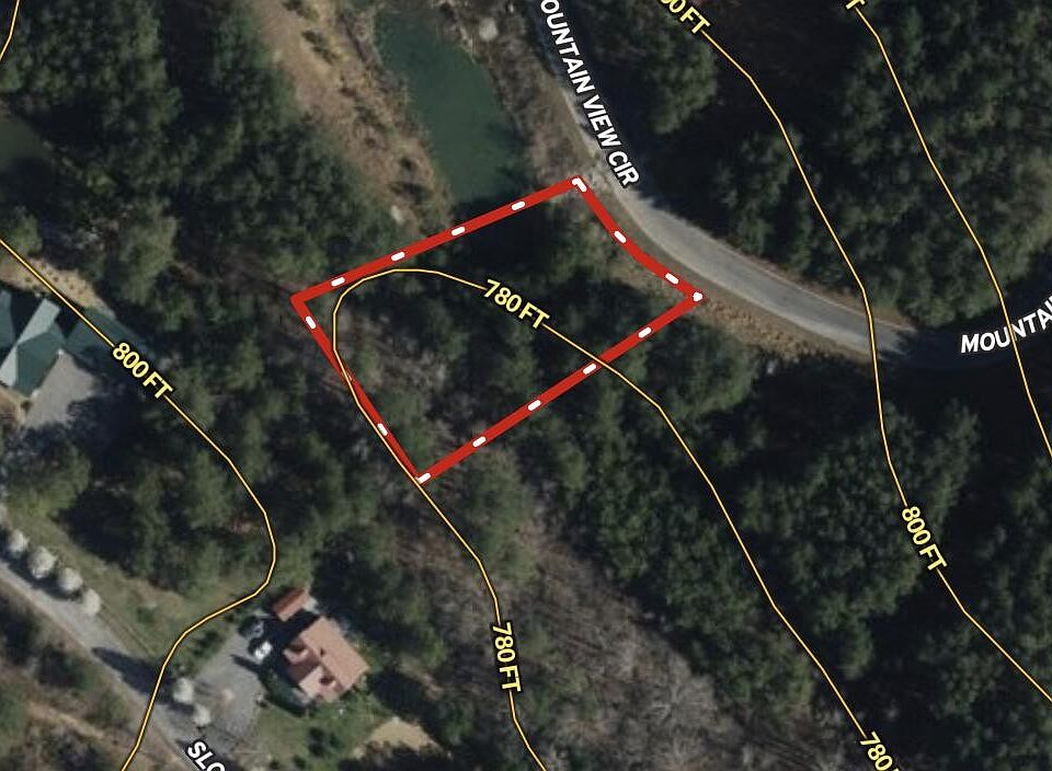 2nd image of 160 Mountain View Cir