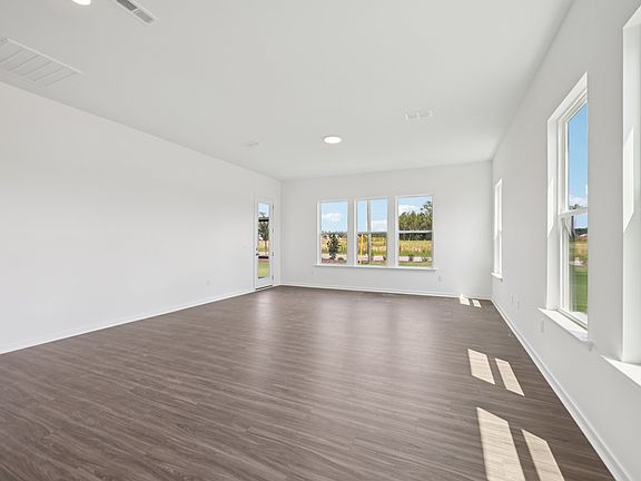 Crescent Mills - Caswell Interior Image 1